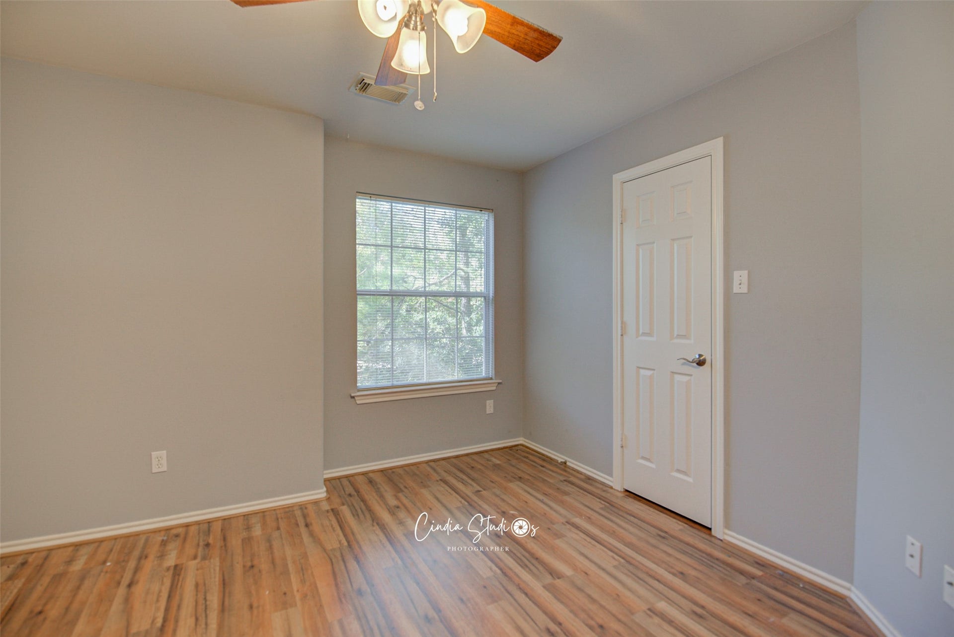 193 Musewood Court, The Woodlands, TX 77382 193 Musewood Court, The Woodlands, TX 77382