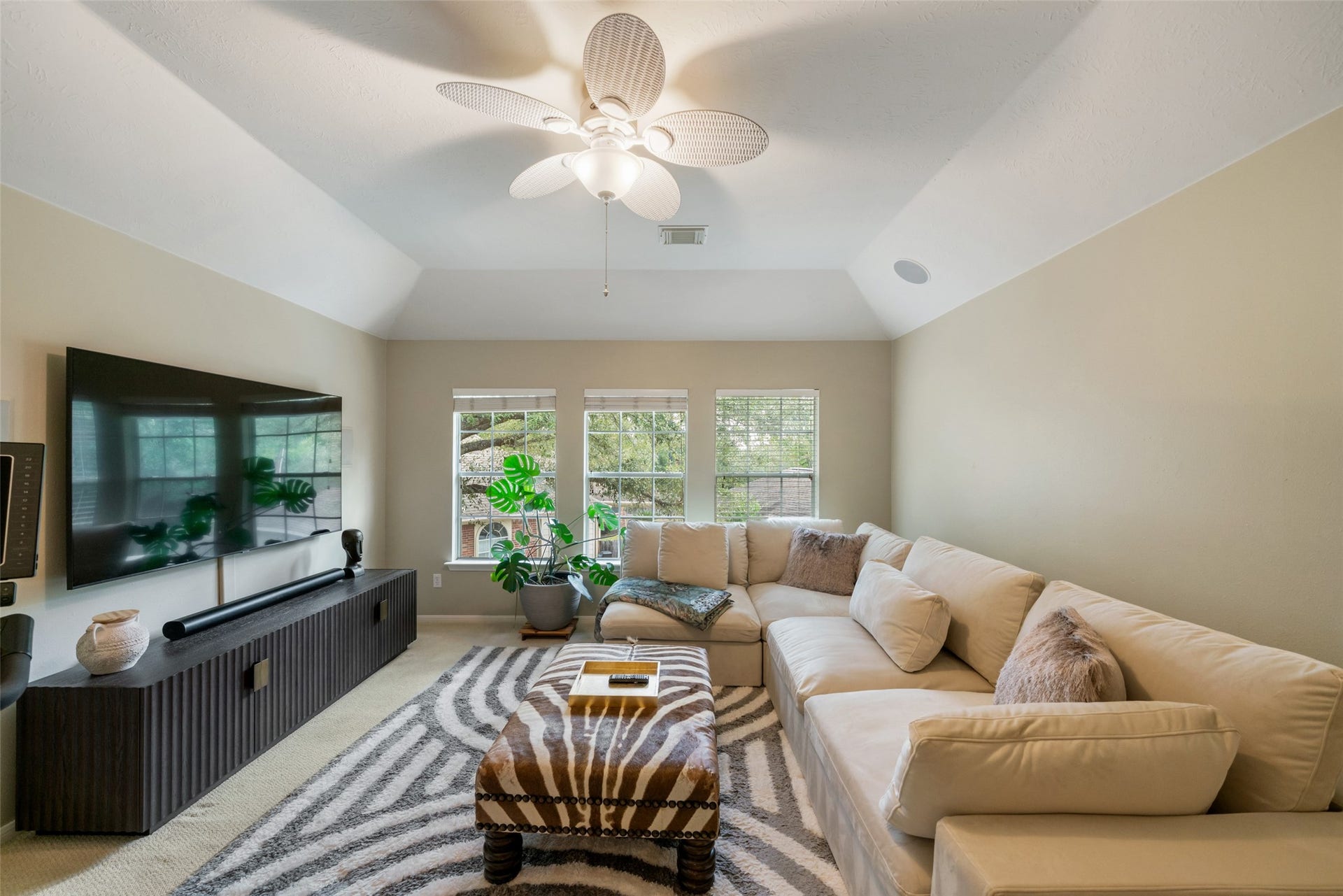 3507 Aspen Glen Lane, Spring, TX 77388 Big enough for all the friends or family to enjoy!