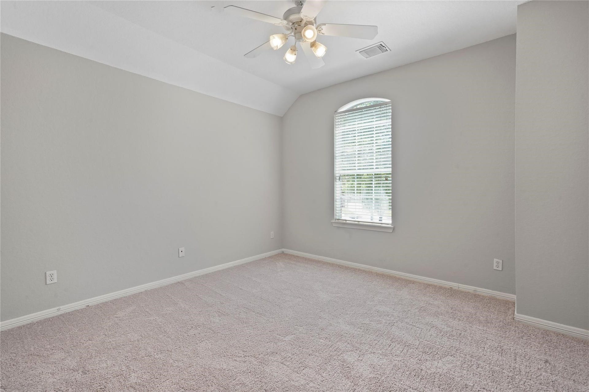 2903 Weatherford Court, Pearland, TX 77584 2903 Weatherford Court, Pearland, TX 77584
