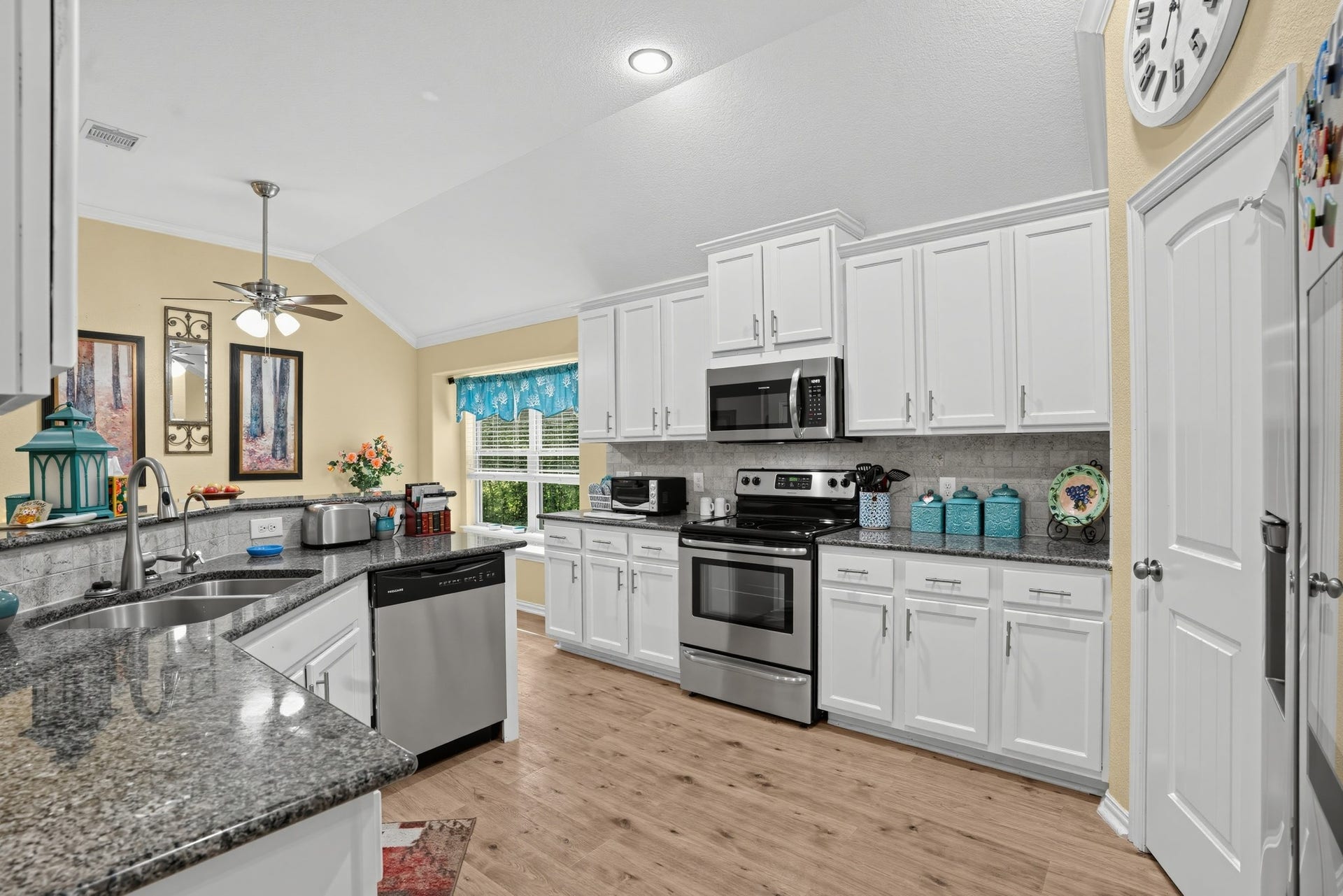 12203 Mustang Avenue, Willis, TX 77378 12203 Mustang Avenue, Willis, TX 77378