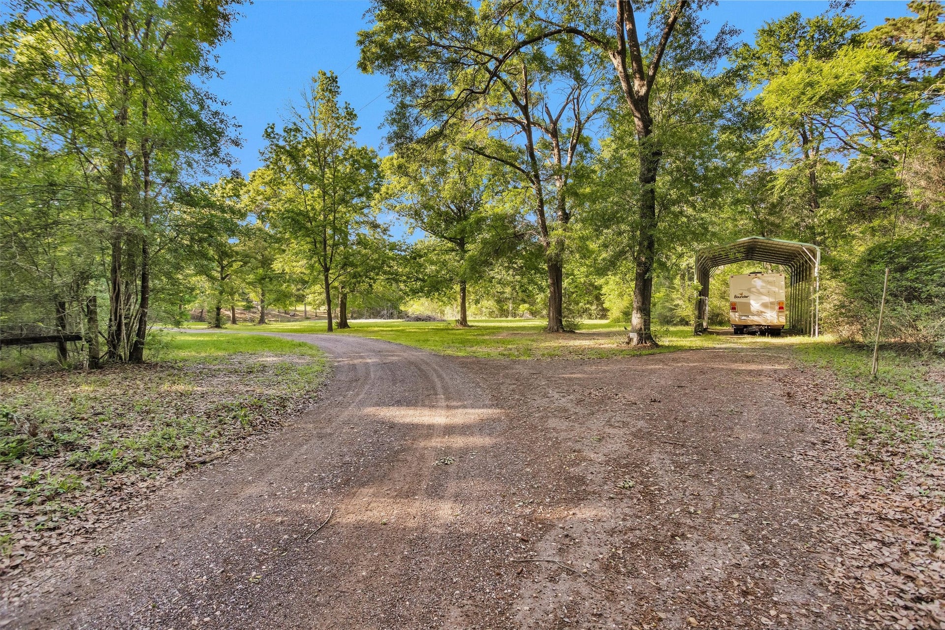 13250 FM 830, Willis, TX 77318