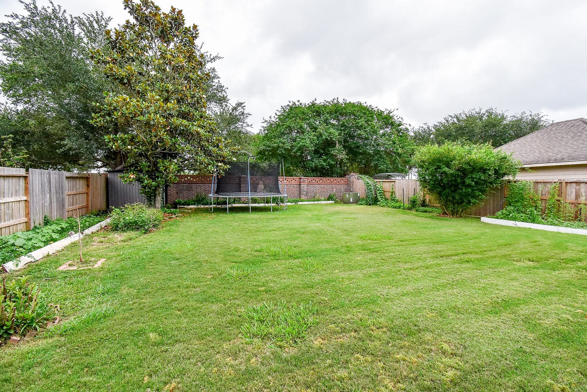 6811 Bannon Trail, Sugar Land, TX 77479