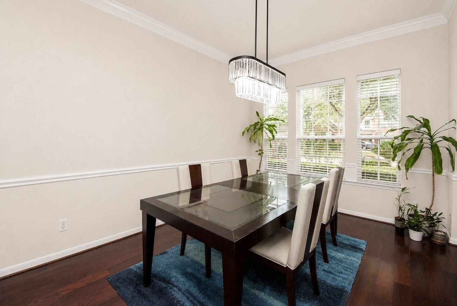 6811 Bannon Trail, Sugar Land, TX 77479