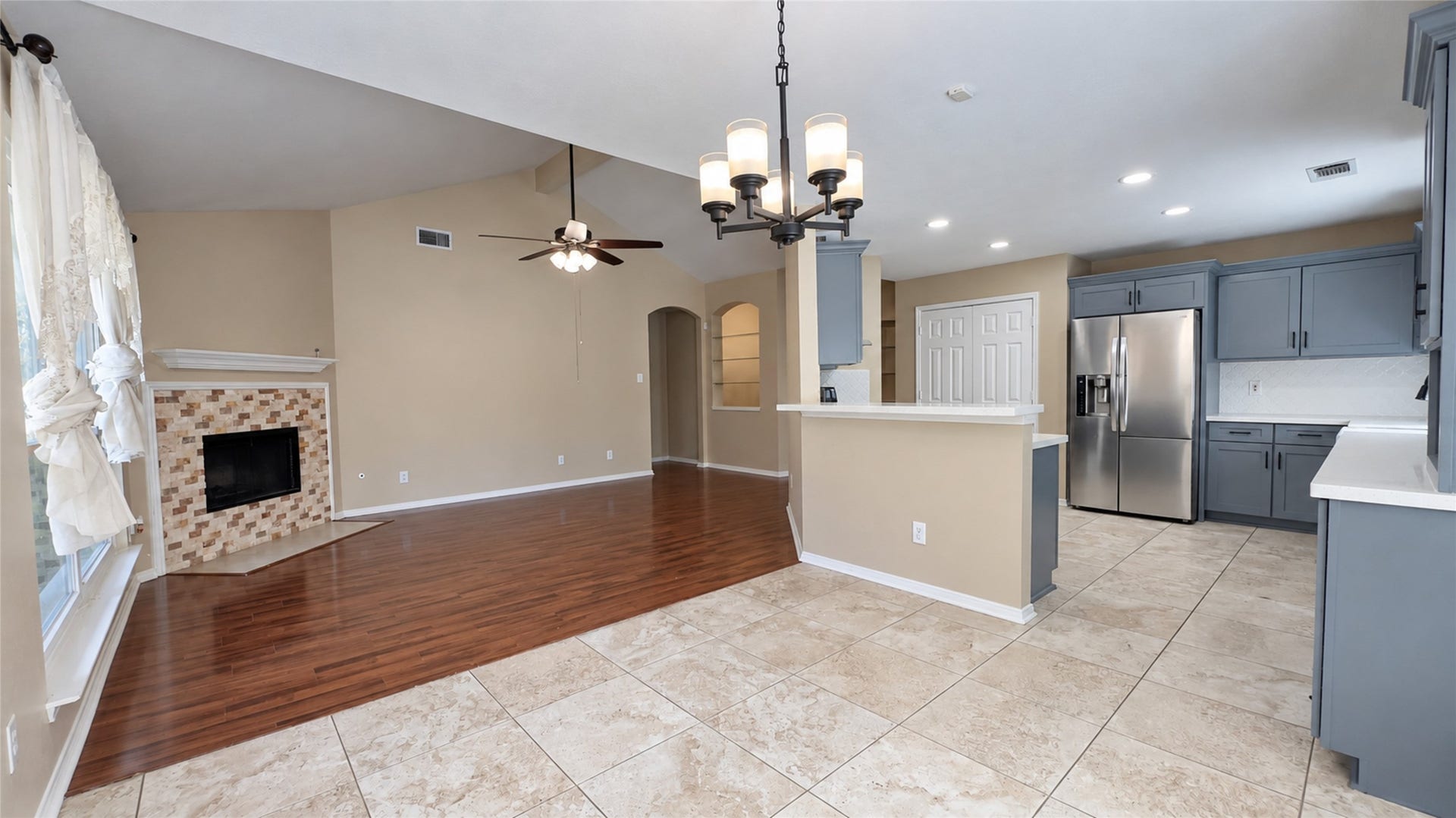 6527 Harcourt Bridge Drive, Houston, TX 77084