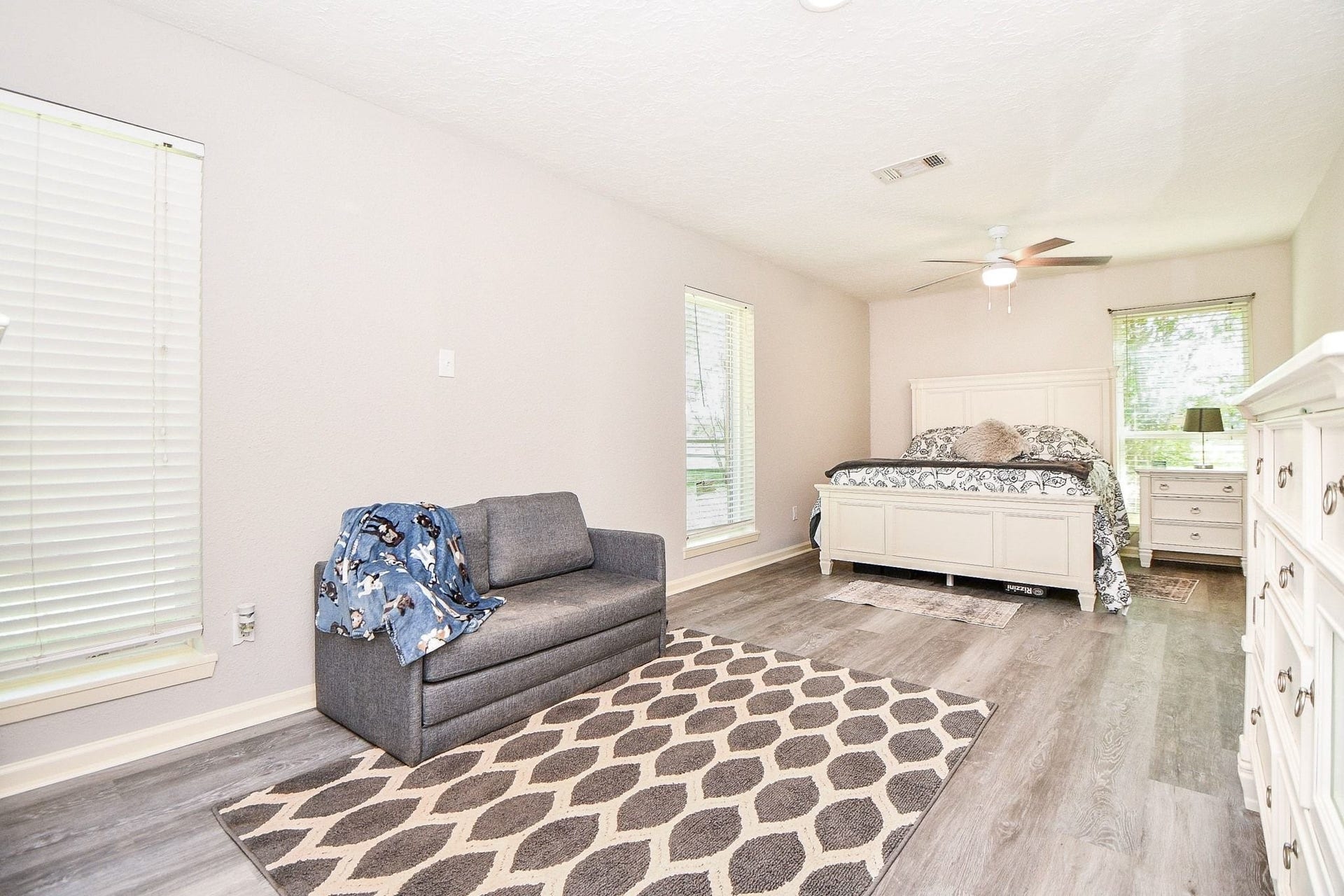 6310 Sprigg Street, Fulshear, TX 77441 6310 Sprigg Street, Fulshear, TX 77441