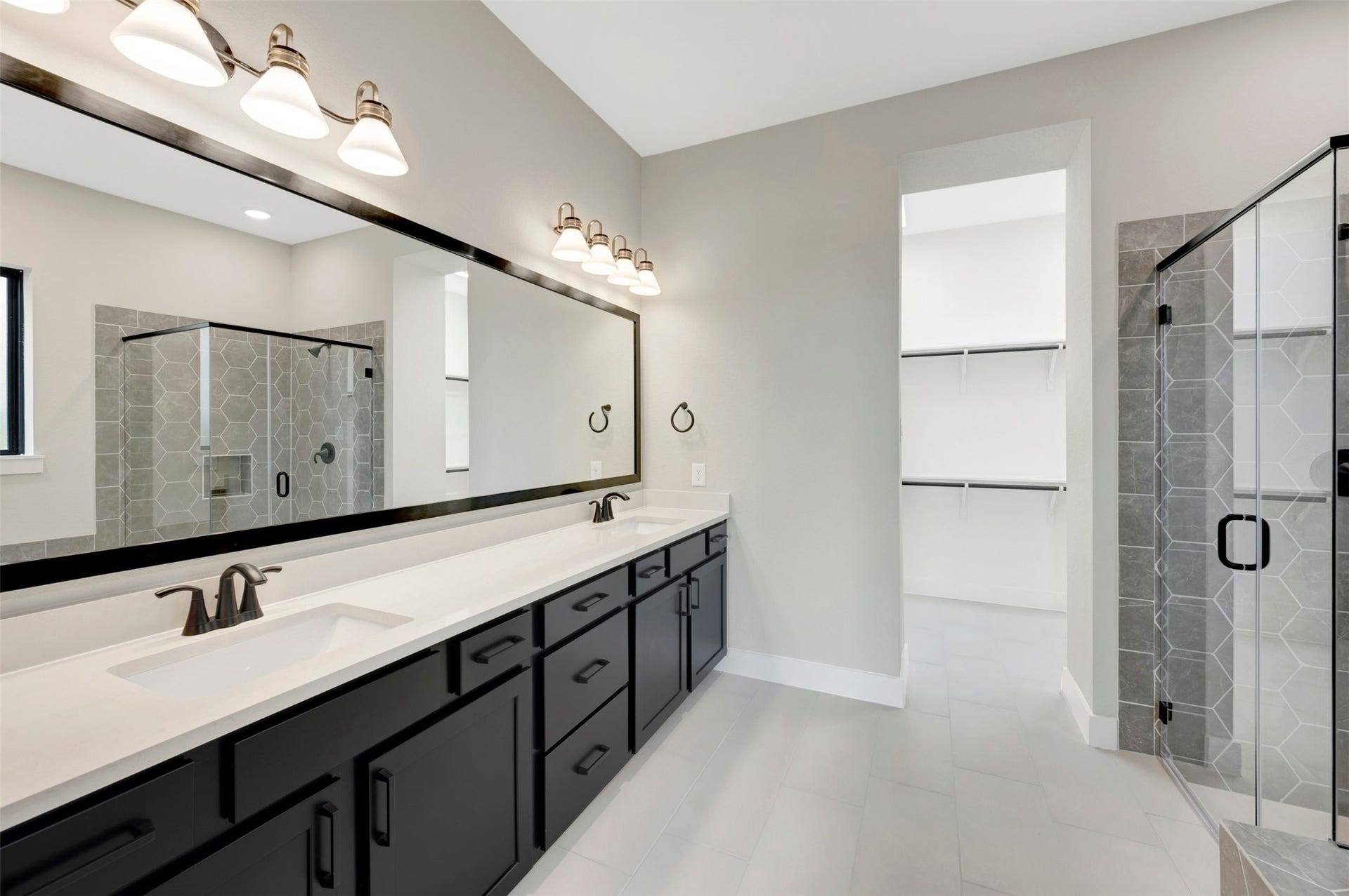16742 Vibrant Avenue, Hockley, TX 77447