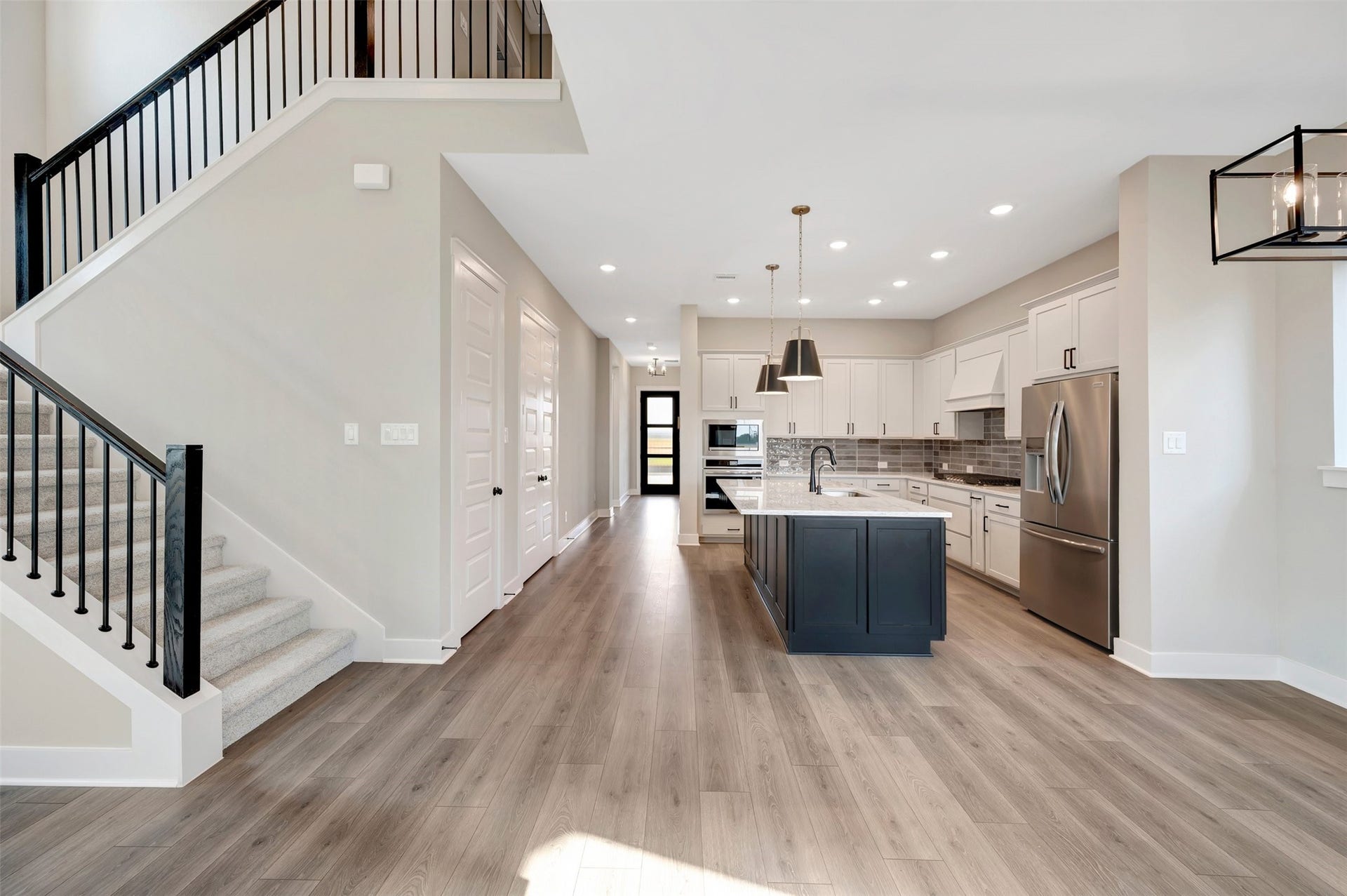16742 Vibrant Avenue, Hockley, TX 77447