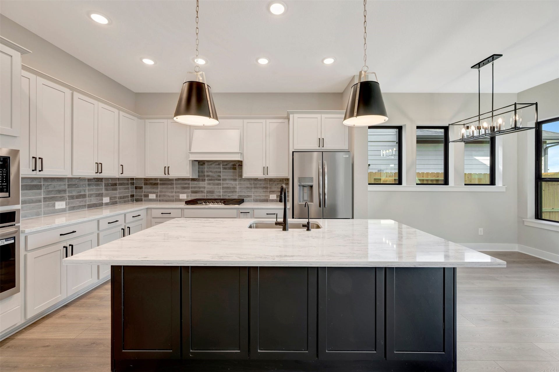 16742 Vibrant Avenue, Hockley, TX 77447
