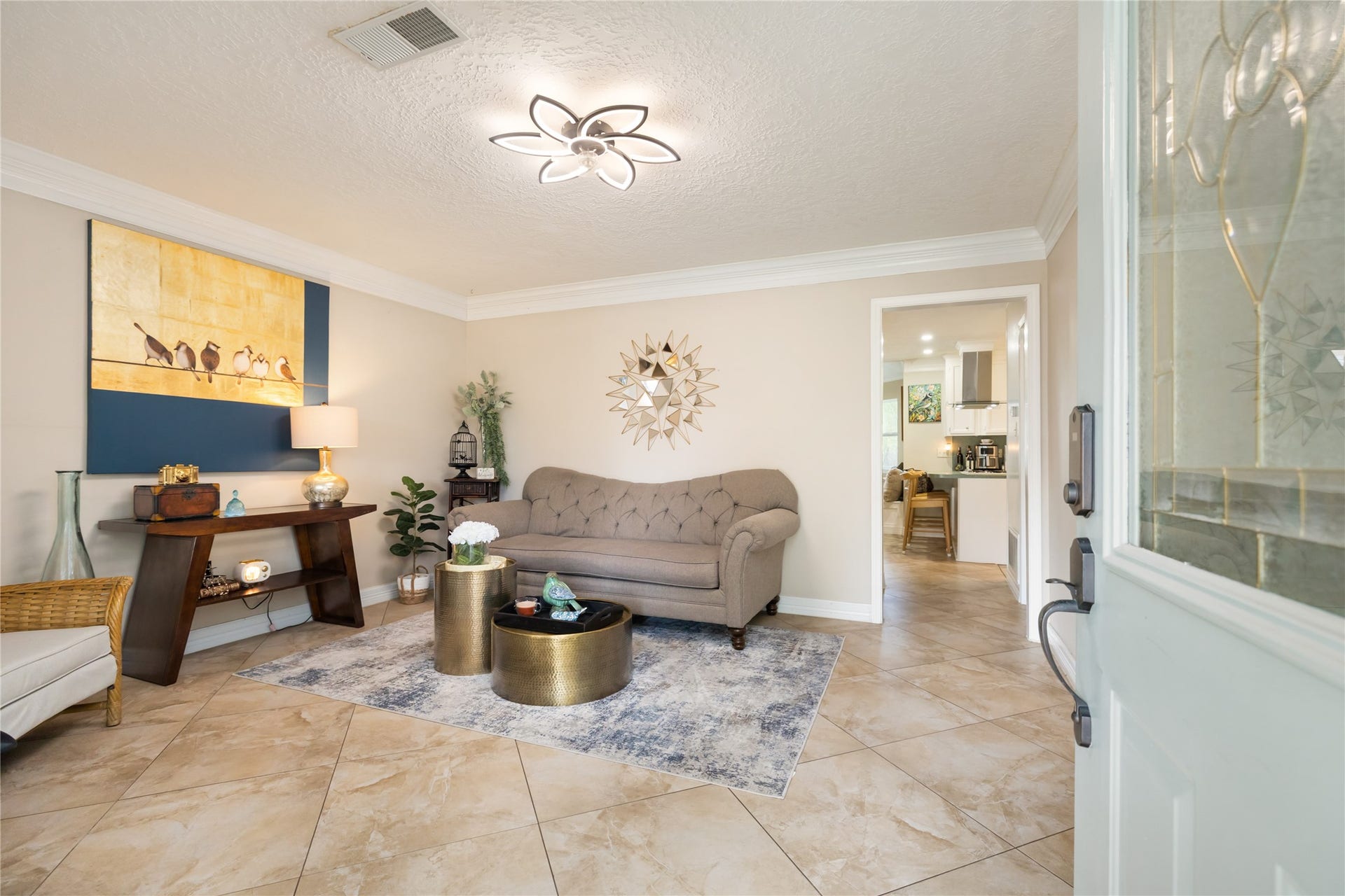 2603 Grape Lane, Pasadena, TX 77502 Walk in to the formal receiving room.