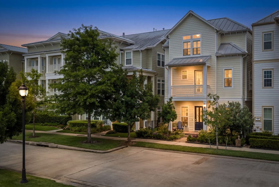 Property photo for 186 W Breezy Way, The Woodlands, TX