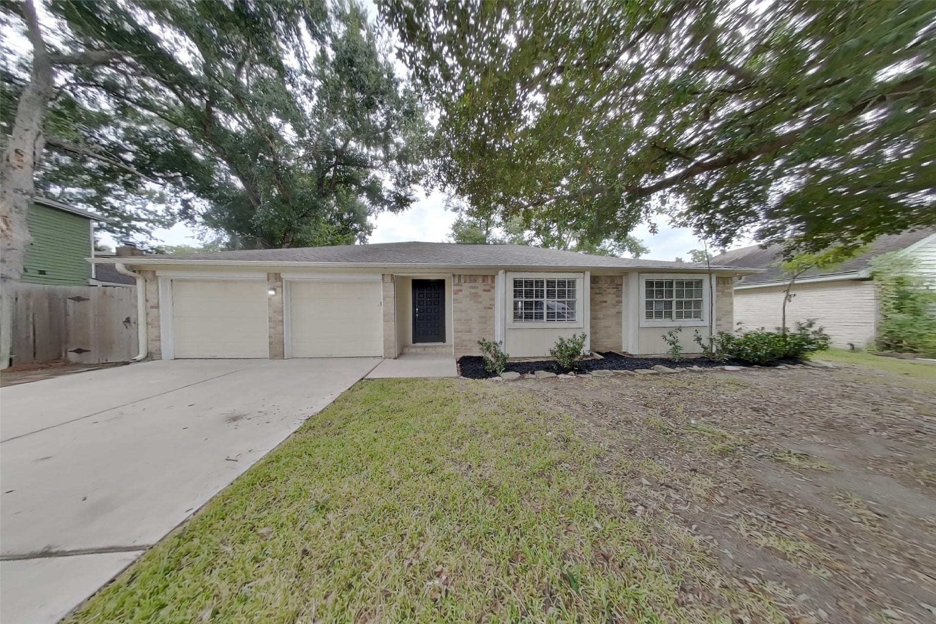 19030 Jodywood Drive, Humble, TX 77346