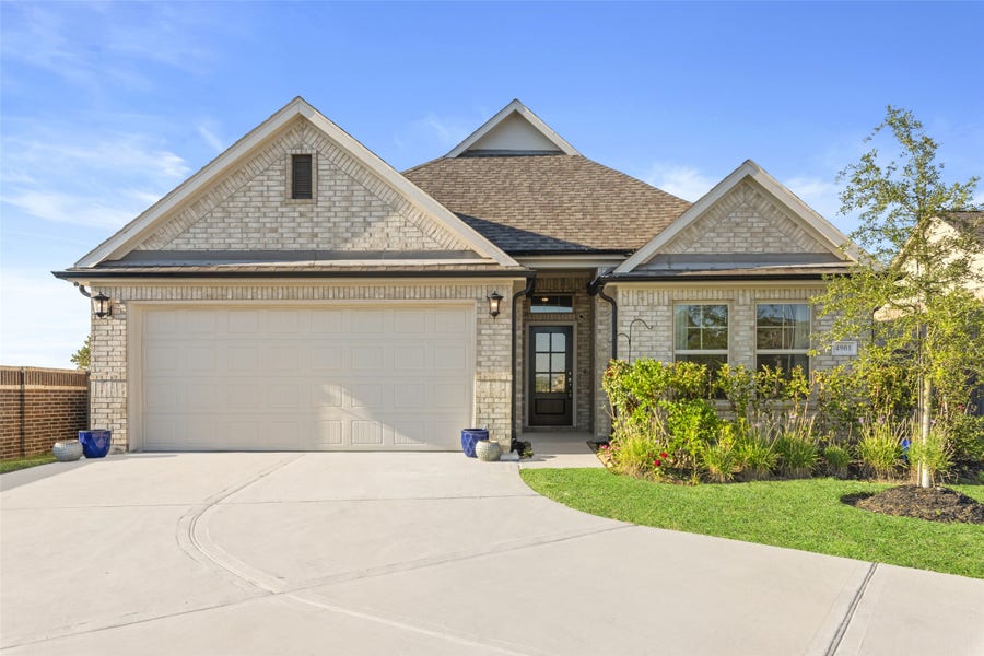 Property photo for 4901 Finns Landing Street, League City, TX