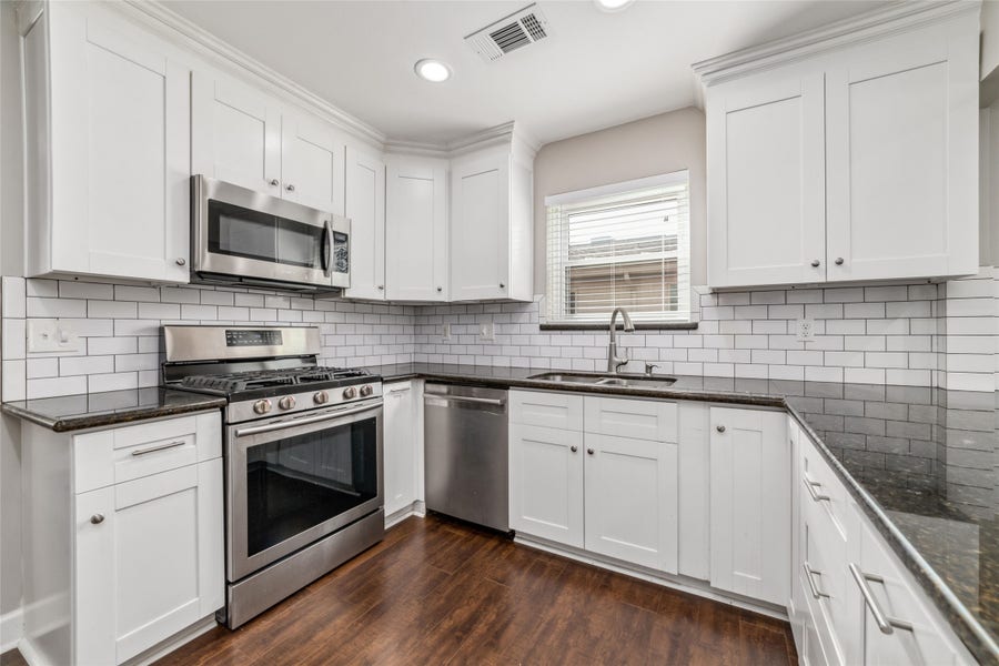 Property photo for 5731 Cheltenham Drive, Houston, TX