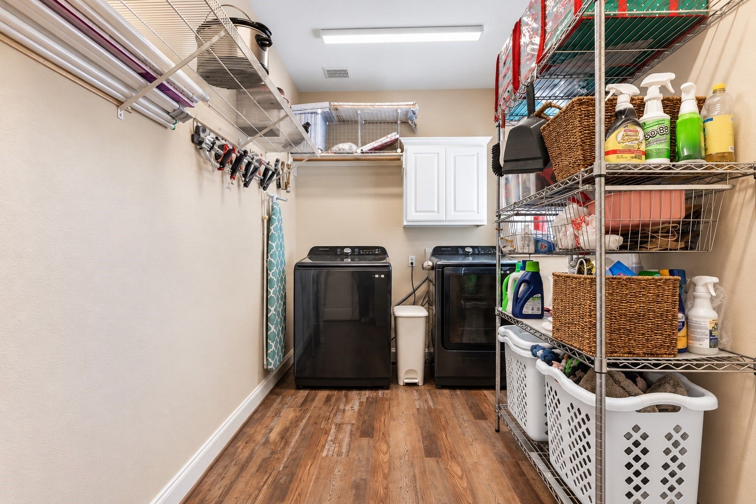 13923 Claymont Hill Drive, Cypress, TX 77429 Oversized laundry room.