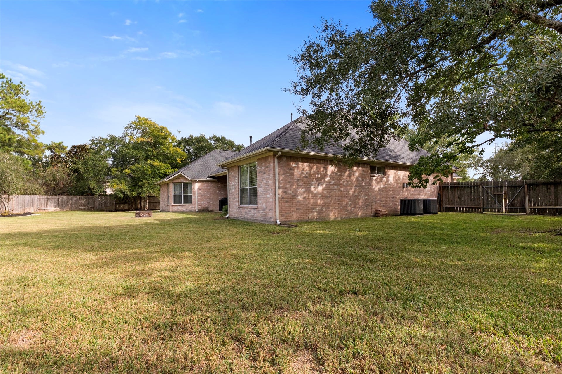 13923 Claymont Hill Drive, Cypress, TX 77429 Expansive backyard for your enjoyment!