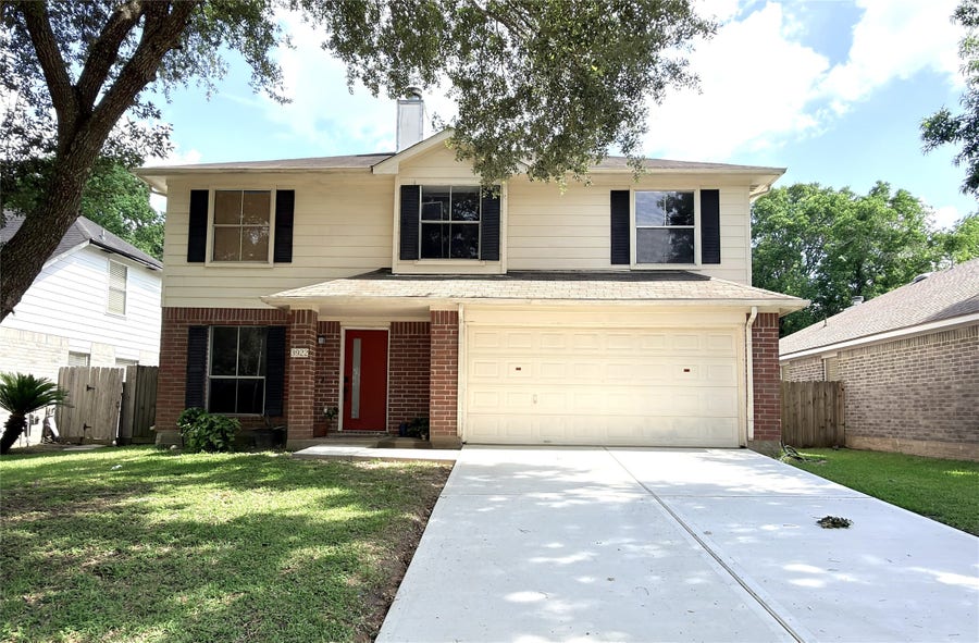 Property photo for 3922 Vauxhall Drive S, Houston, TX
