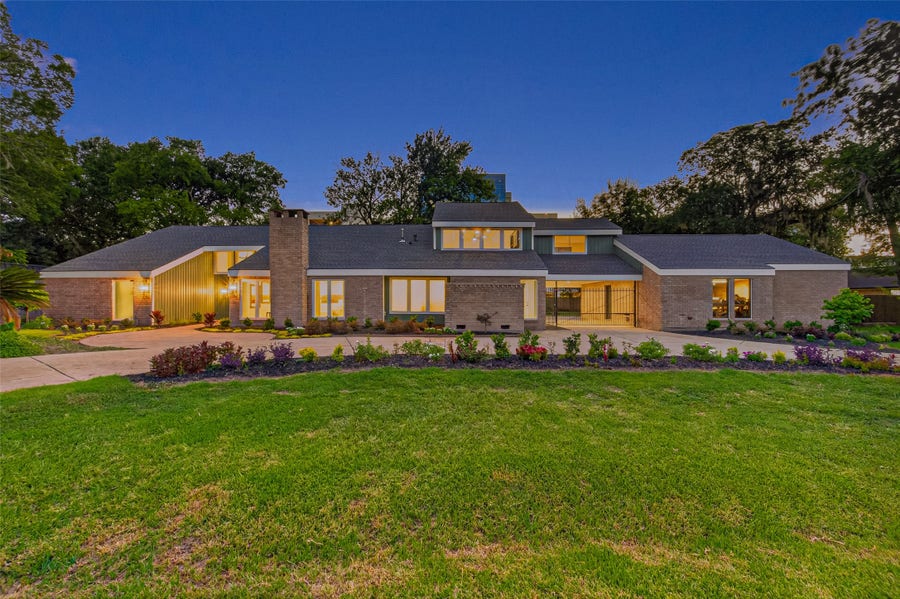 Property photo for 1202 Briar Bayou Drive, Houston, TX