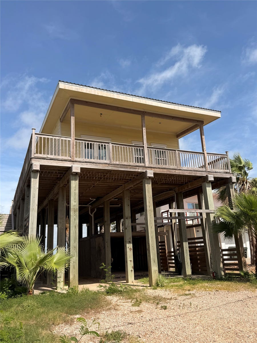 Property photo for 9206 W Bay Road, Galveston, TX