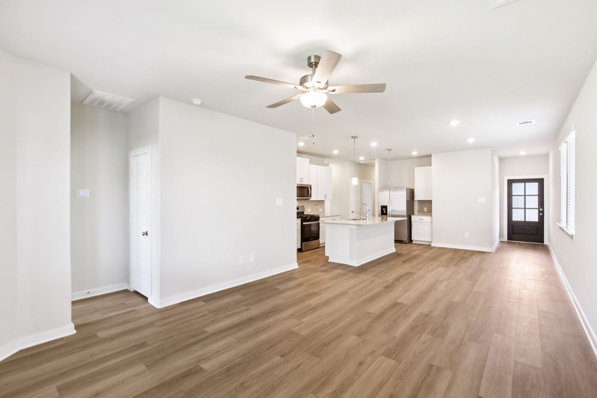 5525 Madden Lane, Houston, TX 77048 5525 Madden Lane, Houston, TX 77048