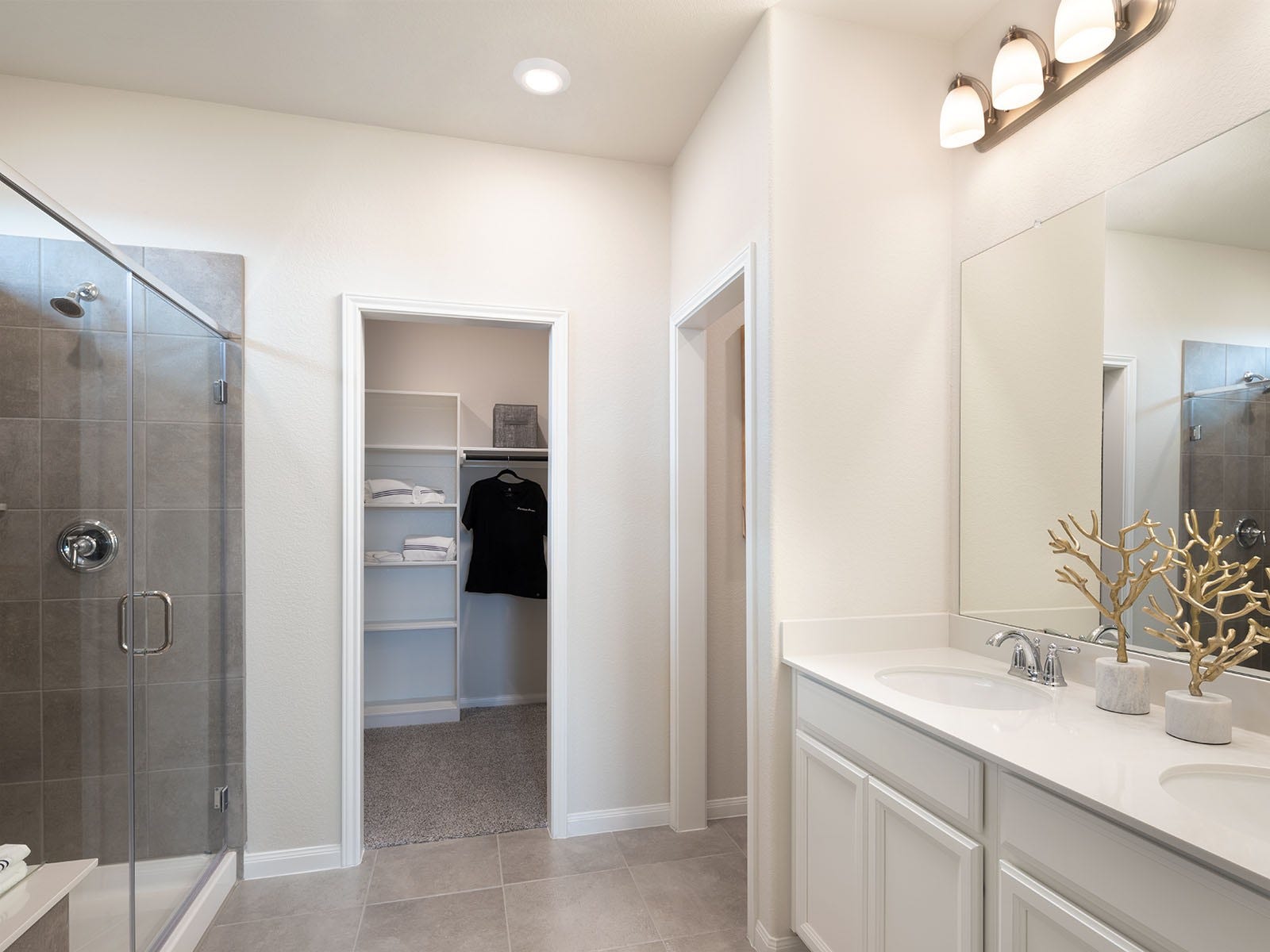 5525 Madden Lane, Houston, TX 77048 5525 Madden Lane, Houston, TX 77048