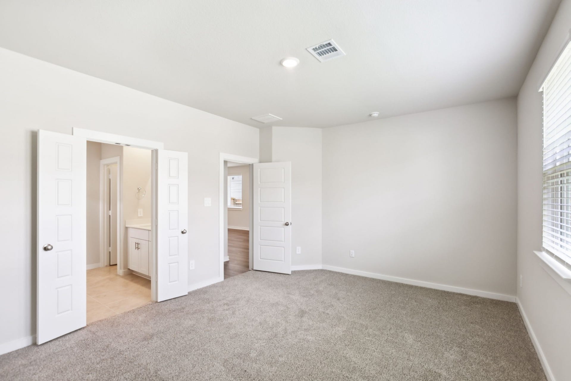 5525 Madden Lane, Houston, TX 77048 5525 Madden Lane, Houston, TX 77048