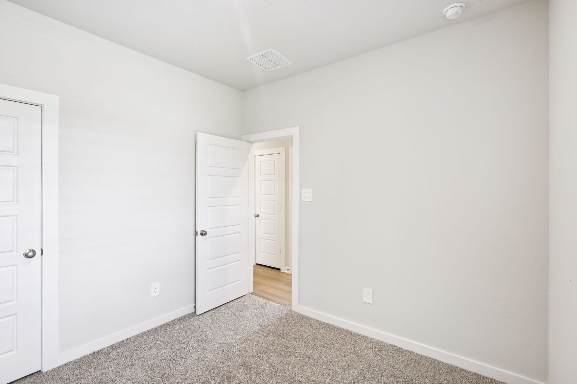 5525 Madden Lane, Houston, TX 77048 5525 Madden Lane, Houston, TX 77048
