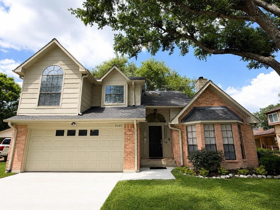 Property photo for 3207 Lee Circle Drive, Pearland, TX