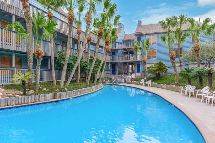 Property photo for 8100 Seawall Boulevard, #E, Galveston, TX