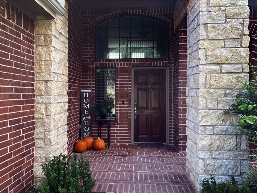 Property photo for 6227 Carnaby Lane, Rosenberg, TX