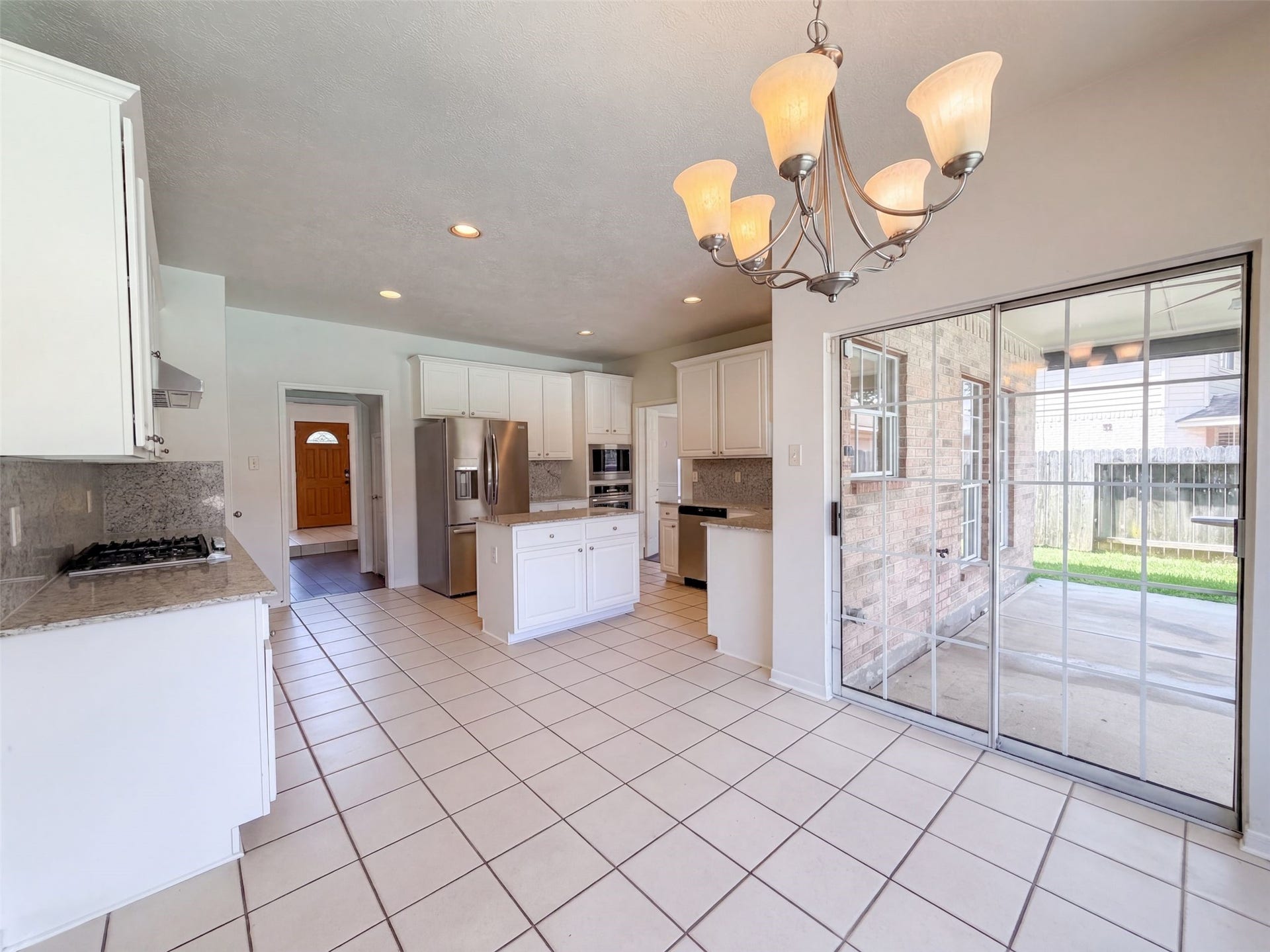 2854 Everett Drive, Friendswood, TX 77546 2854 Everett Drive, Friendswood, TX 77546