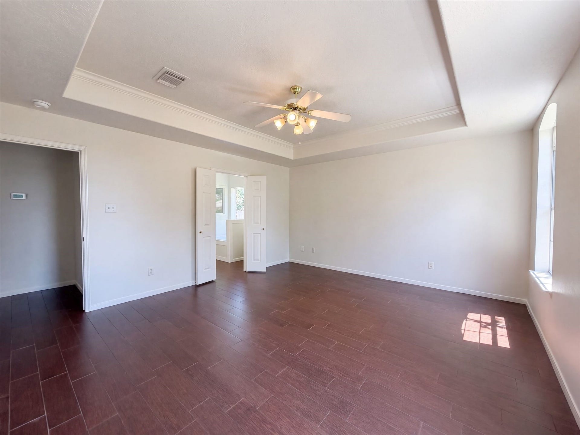 2854 Everett Drive, Friendswood, TX 77546 2854 Everett Drive, Friendswood, TX 77546
