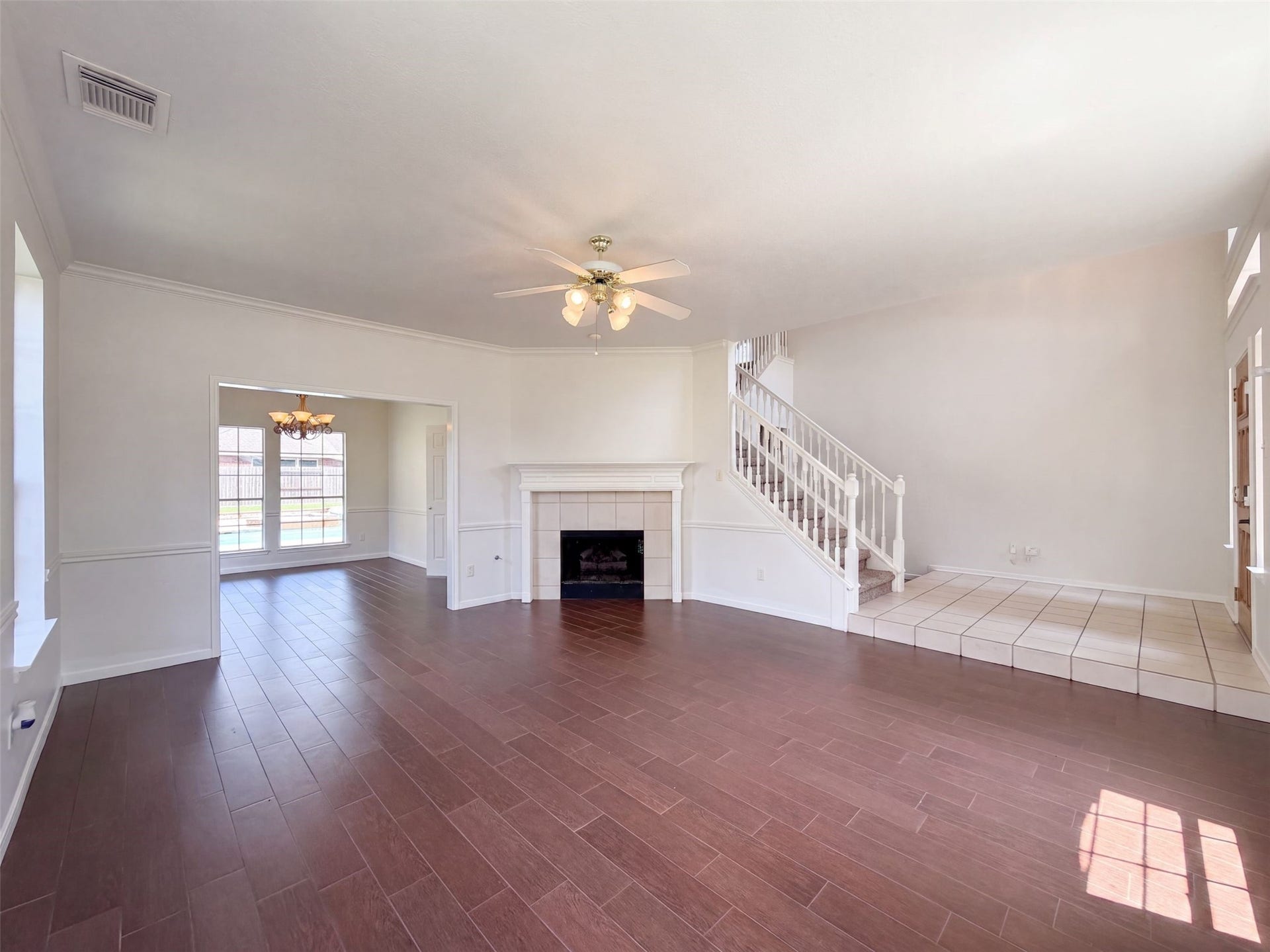 2854 Everett Drive, Friendswood, TX 77546 2854 Everett Drive, Friendswood, TX 77546