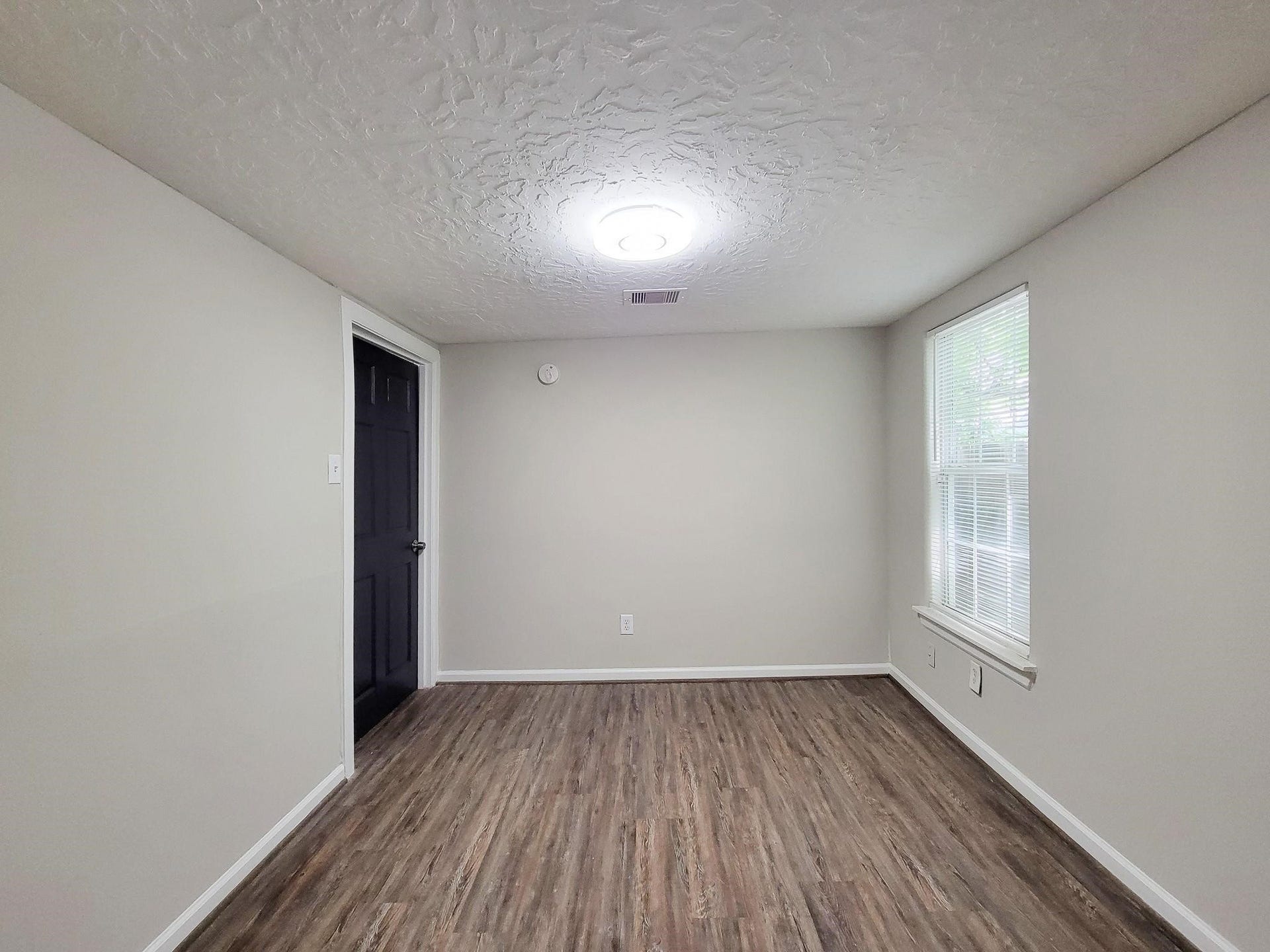 3416 Europa Street, Houston, TX 77022 3416 Europa Street, Houston, TX 77022