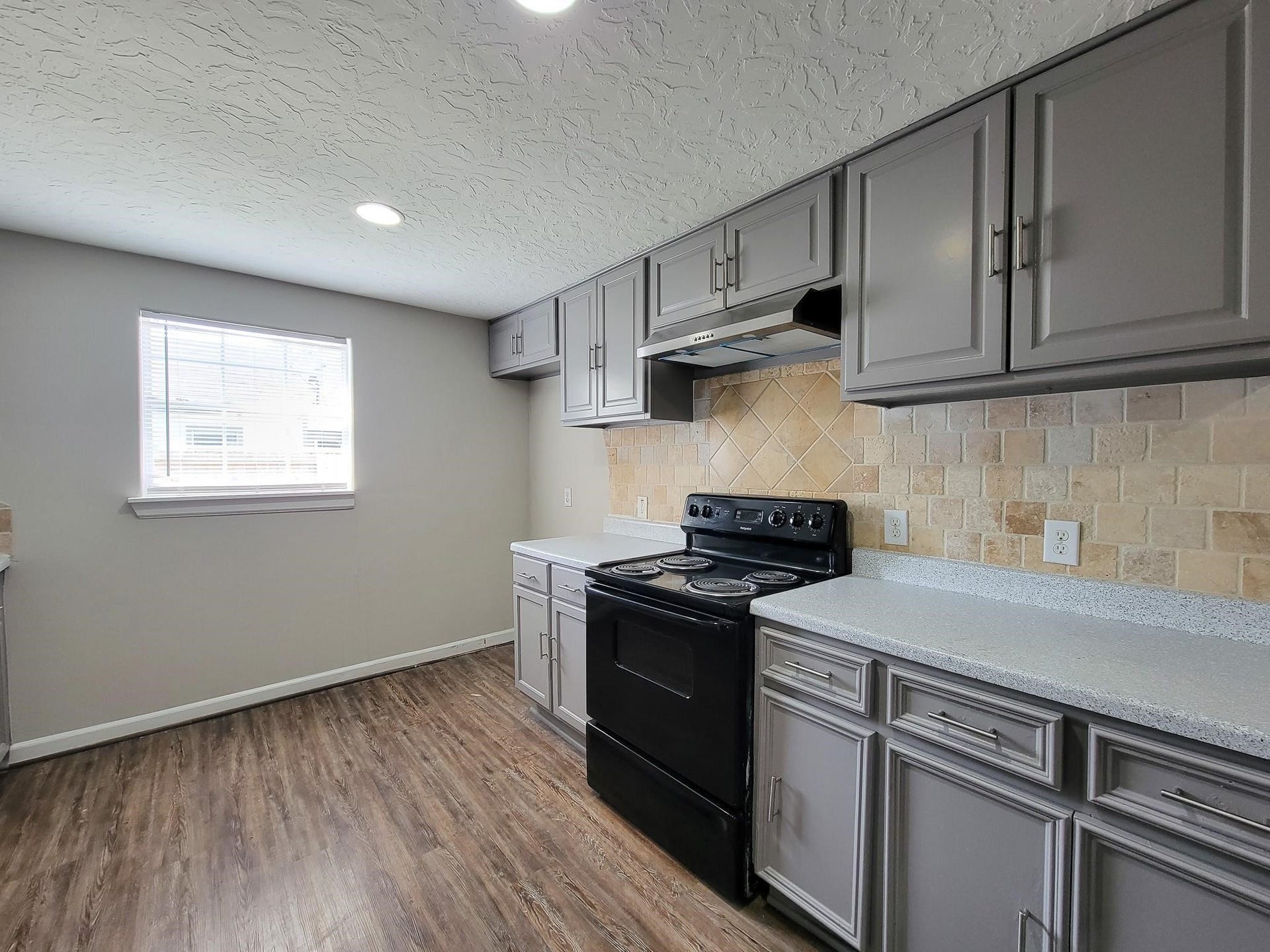 3416 Europa Street, Houston, TX 77022 3416 Europa Street, Houston, TX 77022