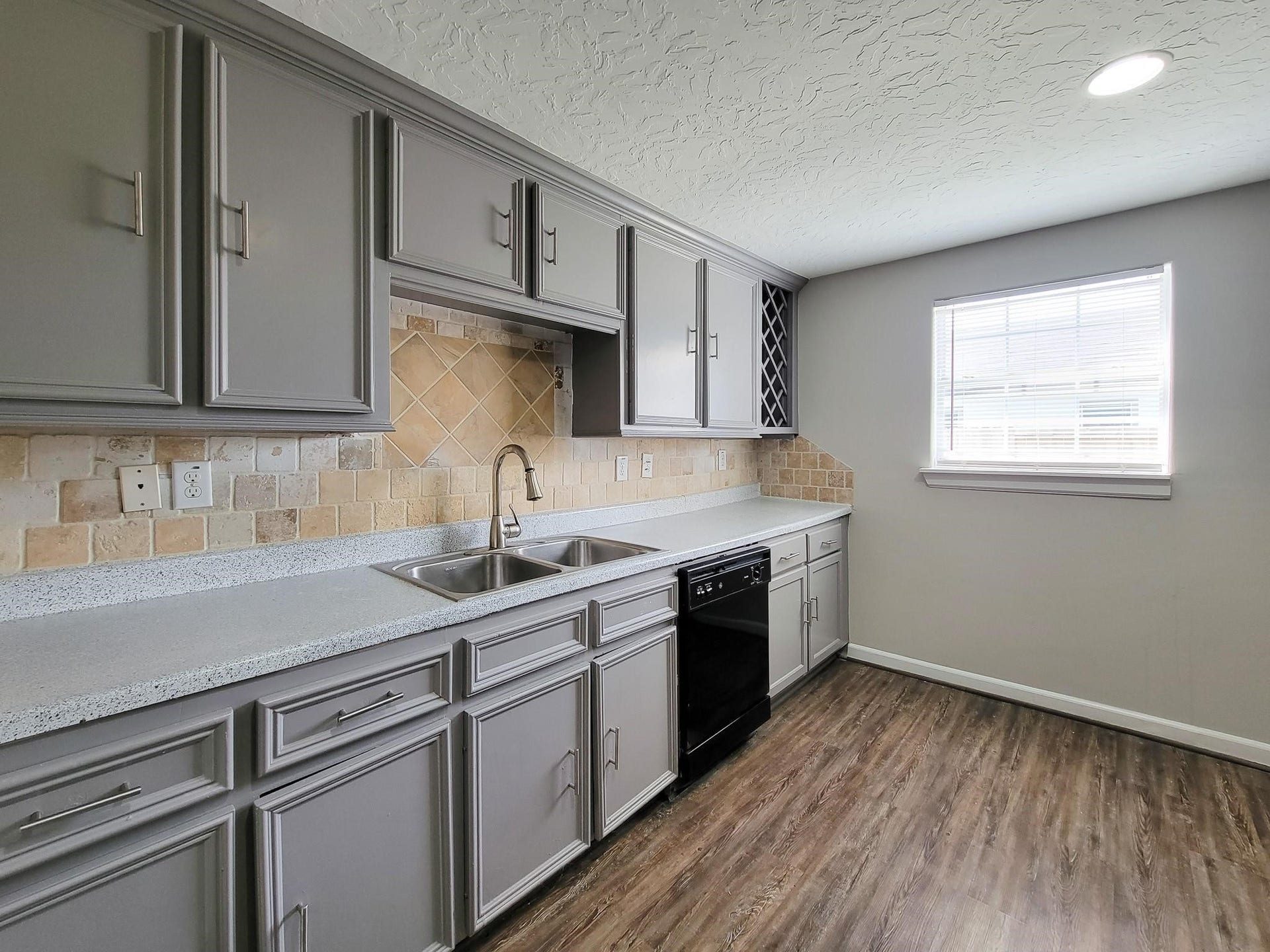 3416 Europa Street, Houston, TX 77022 3416 Europa Street, Houston, TX 77022