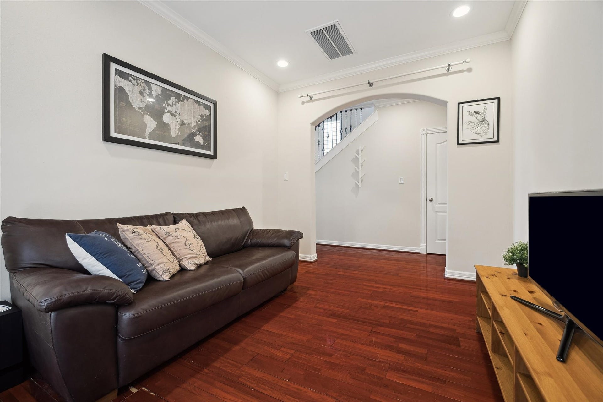 5717 Val Verde Street, #C, Houston, TX 77057 The first floor is complete with a bedroom, full bathroom, a walk in closet, and a sitting room, perfect for guests during the soccer world cup!