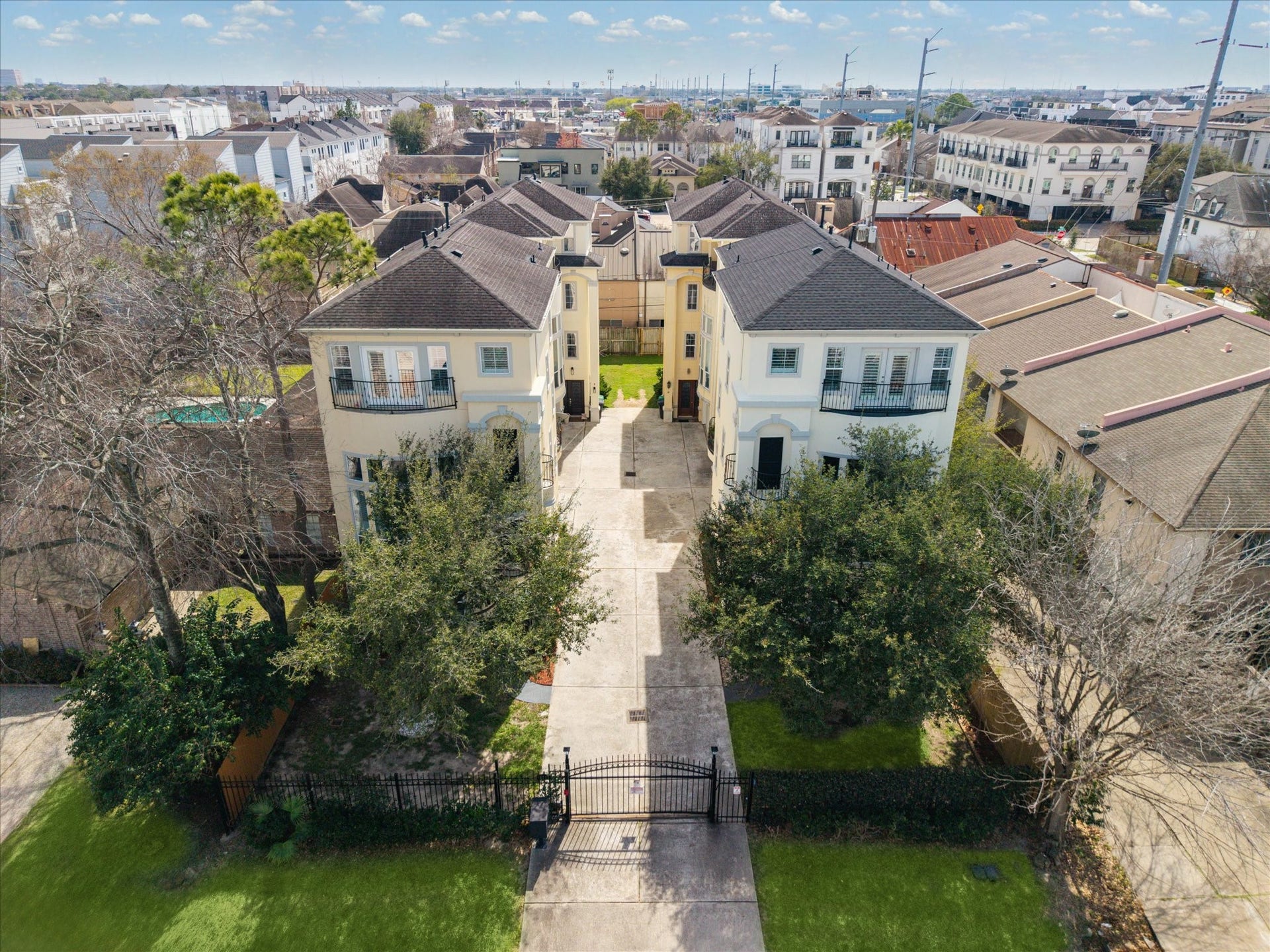 5717 Val Verde Street, #C, Houston, TX 77057 The surrounding neighborhood is populated with similar style homes. Timeless design and craftsmanship is the difference!