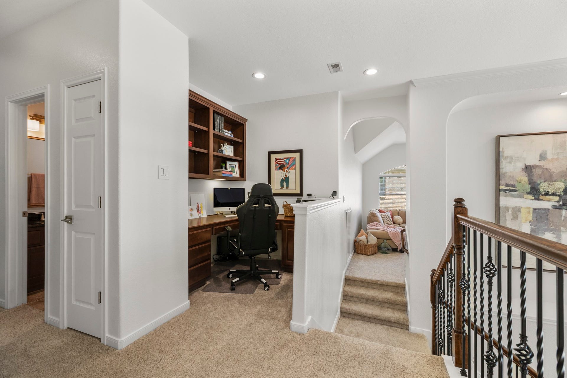26 Winhall Place, The Woodlands, TX 77354 This built-in study nook gives homework, reading, or working from home its own dedicated spot without taking over another room.