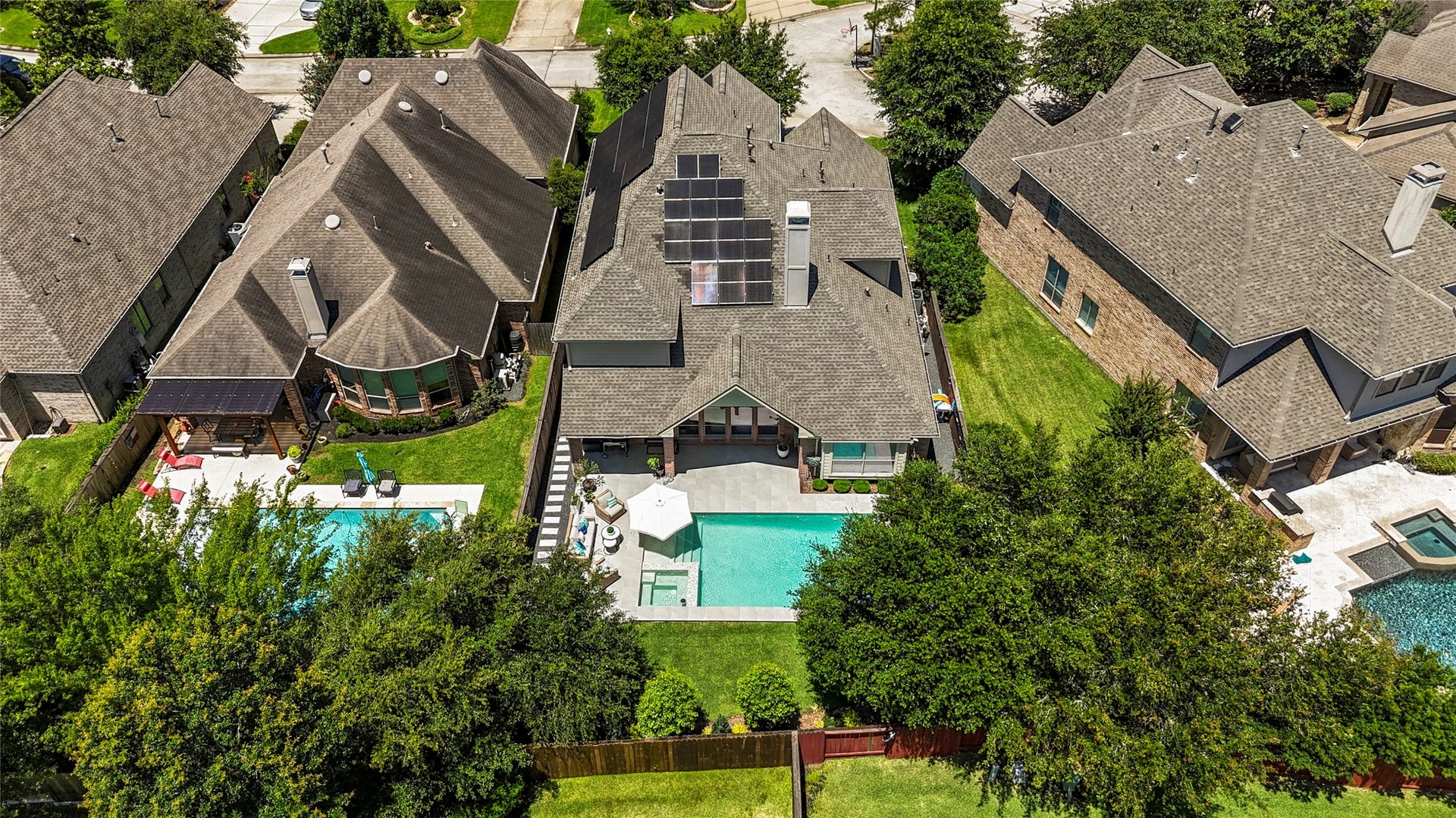 26 Winhall Place, The Woodlands, TX 77354 At 26 Winhall Place your solar panels are already paid for, you get to enjoy the savings.