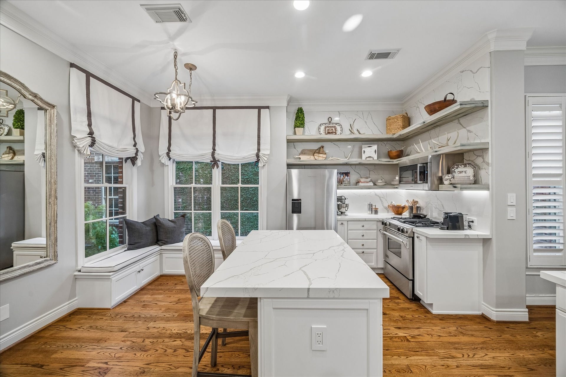 1315 Hyde Park Boulevard, Houston, TX 77006 1315 Hyde Park Boulevard, Houston, TX 77006