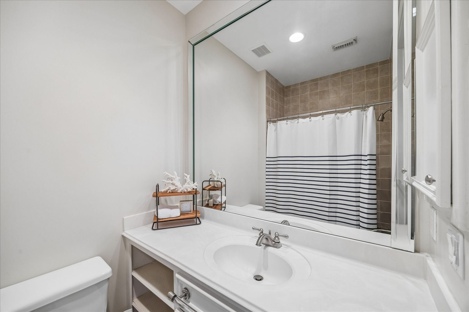 1315 Hyde Park Boulevard, Houston, TX 77006 1315 Hyde Park Boulevard, Houston, TX 77006