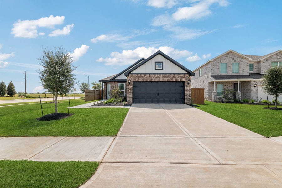 Property photo for 1035 Rosewood Trail, Beasley, TX