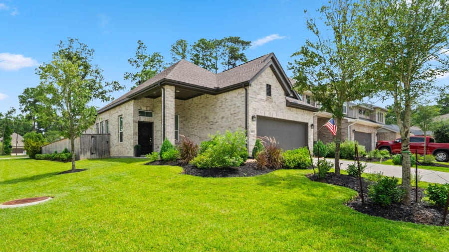 Property photo for 505 Burnaby Court, Montgomery, TX