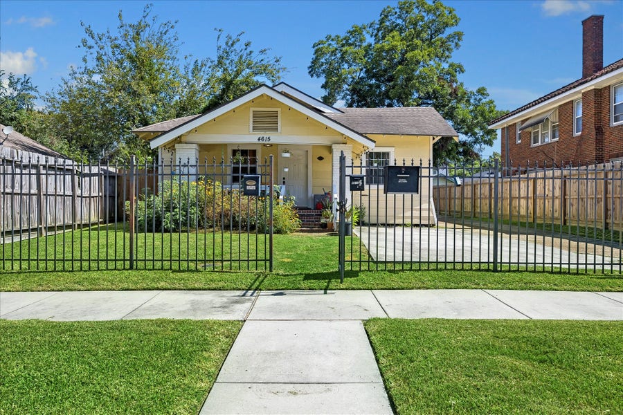 Property photo for 4615 Woodside Street, Houston, TX