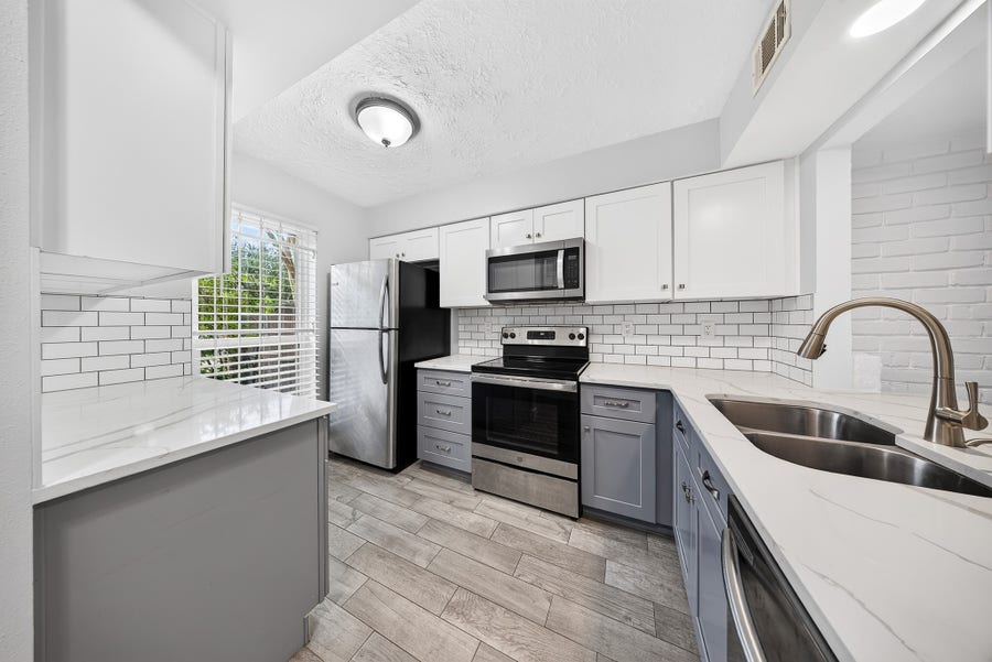 Property photo for 1715 Moritz Drive, #15, Houston, TX