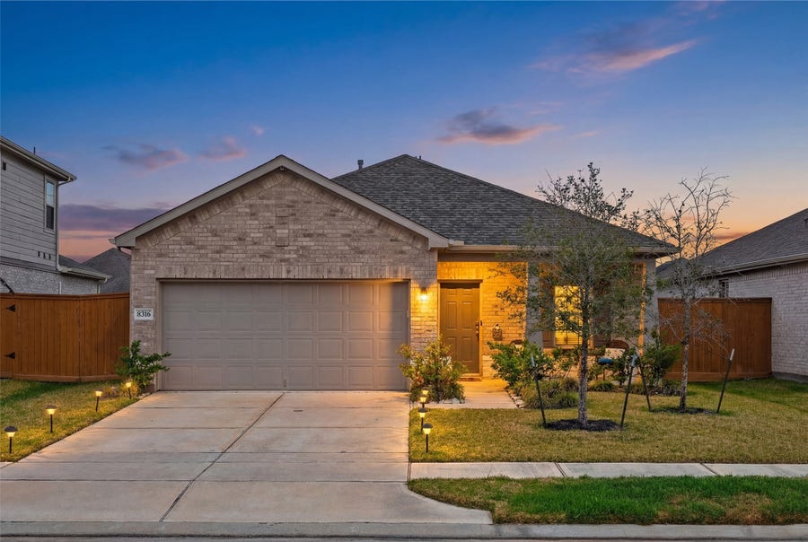 Property photo for 8218 Wave Arbor Drive, Cypress, TX