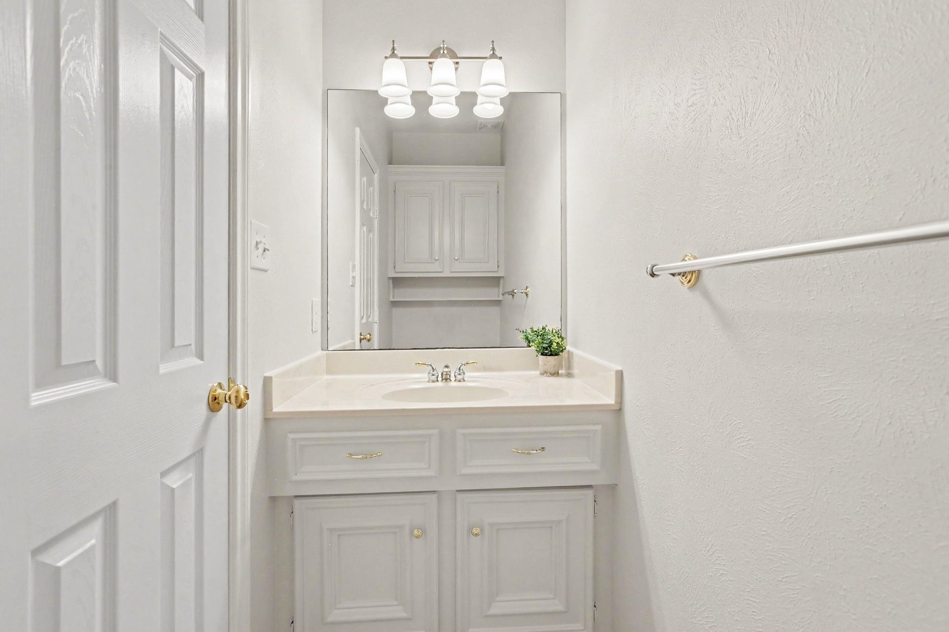 11297 Majestic Drive, Montgomery, TX 77316 11297 Majestic Drive, Montgomery, TX 77316