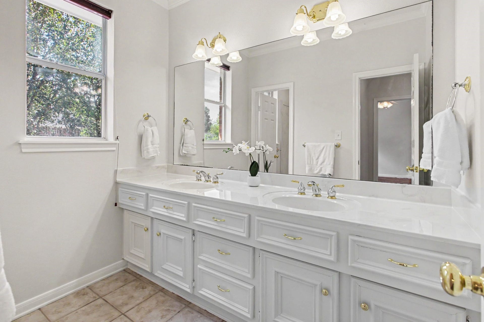 11297 Majestic Drive, Montgomery, TX 77316 11297 Majestic Drive, Montgomery, TX 77316