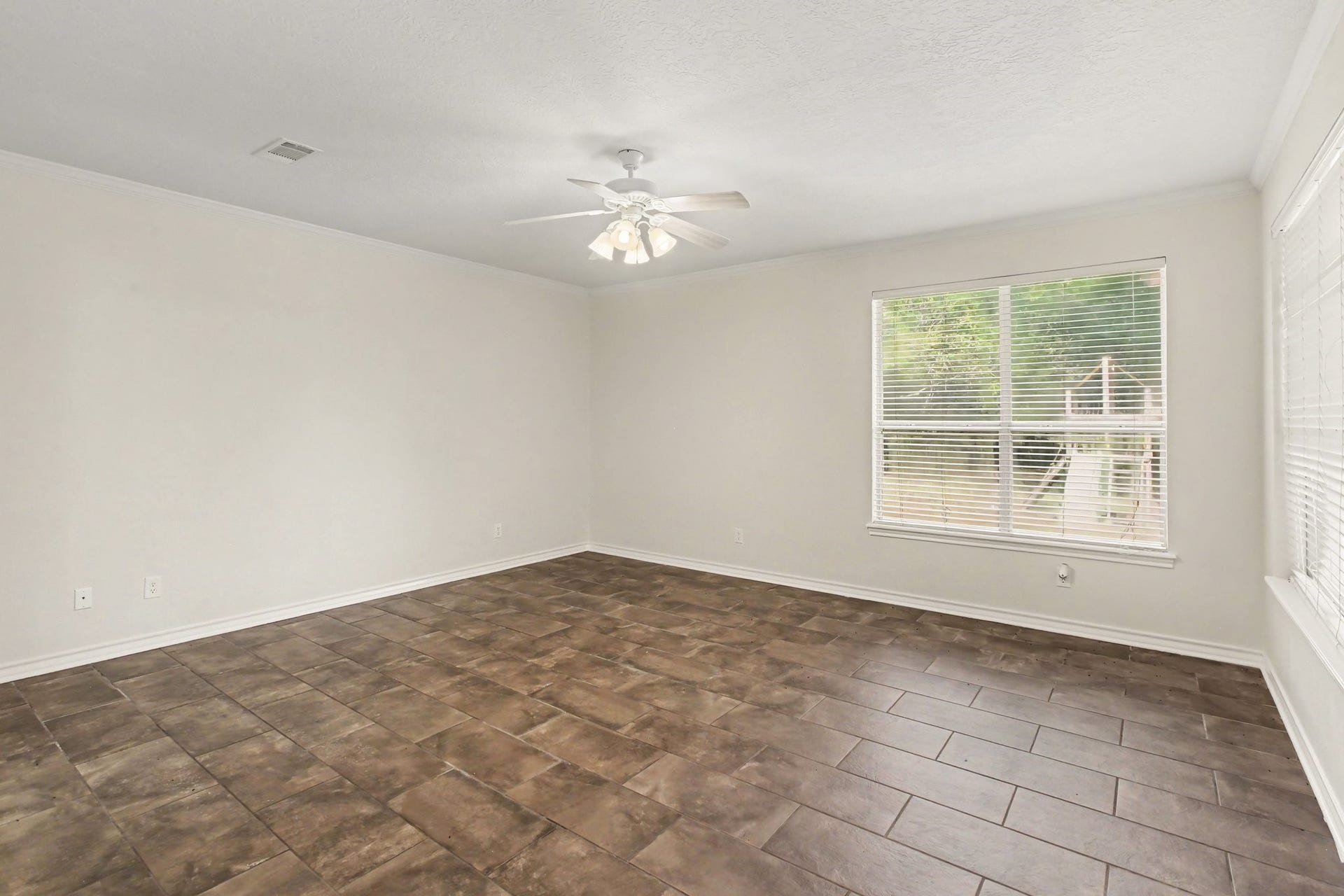 11297 Majestic Drive, Montgomery, TX 77316 11297 Majestic Drive, Montgomery, TX 77316