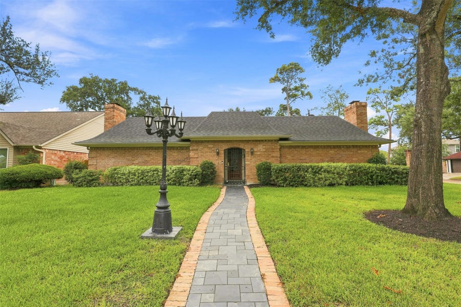 Property photo for 3002 Riata Lane, Houston, TX
